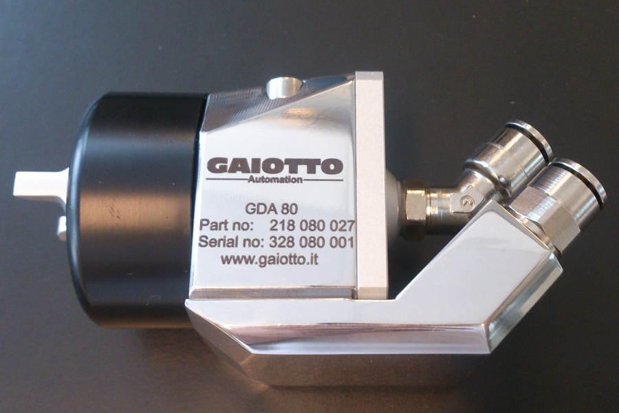 With the Sacmi-Gaiotto GDA80, glazing process excellence is guaranteed
