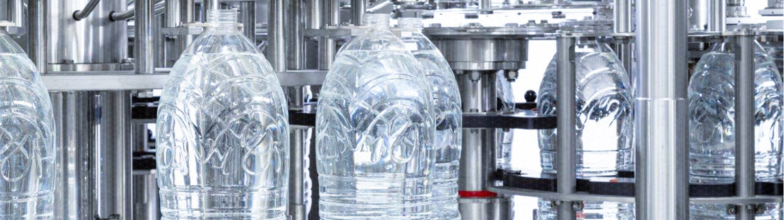 Máquinas para el embotellado de alto rendimiento: la garantía del llenado SACMI