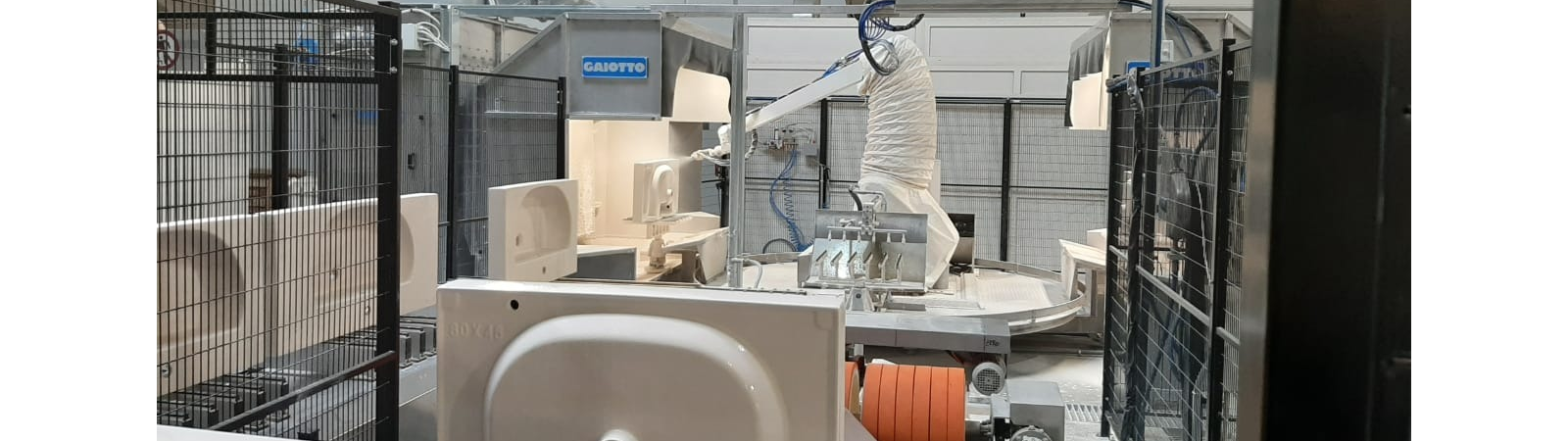 Kerama Marazzi и роботизированное глазурование Gaiotto для производства сантехнической керамики