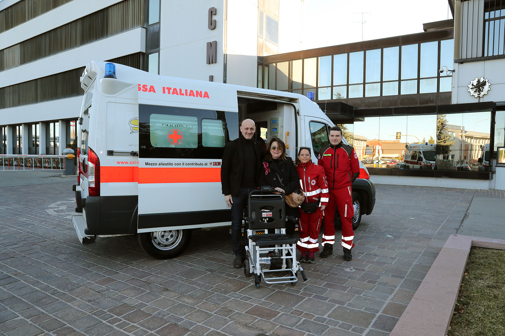 Croce Rossa di Imola, trasporti dei pazienti più rapidi e sicuri grazie alla donazione Sacmi